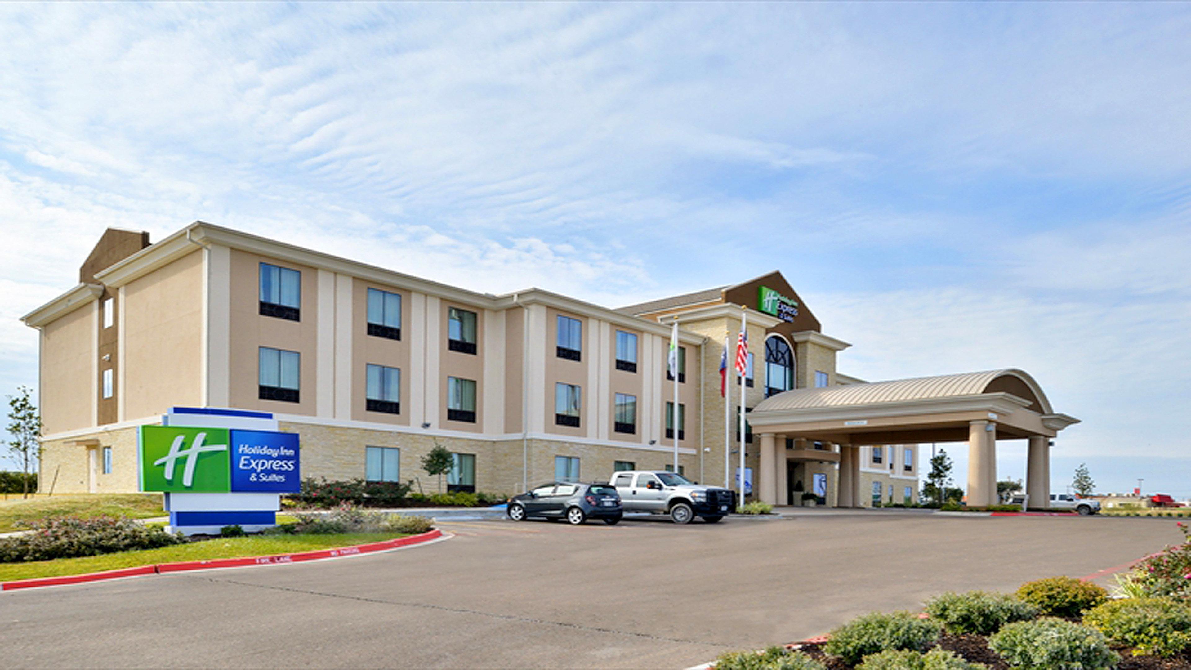 Holiday Inn Express And Suites Schulenburg By Ihg Buitenkant foto