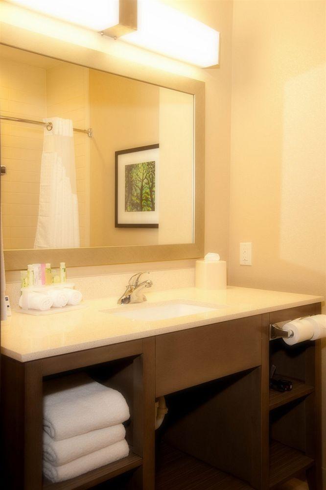 Holiday Inn Express And Suites Schulenburg By Ihg Buitenkant foto