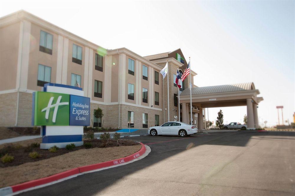 Holiday Inn Express And Suites Schulenburg By Ihg Buitenkant foto